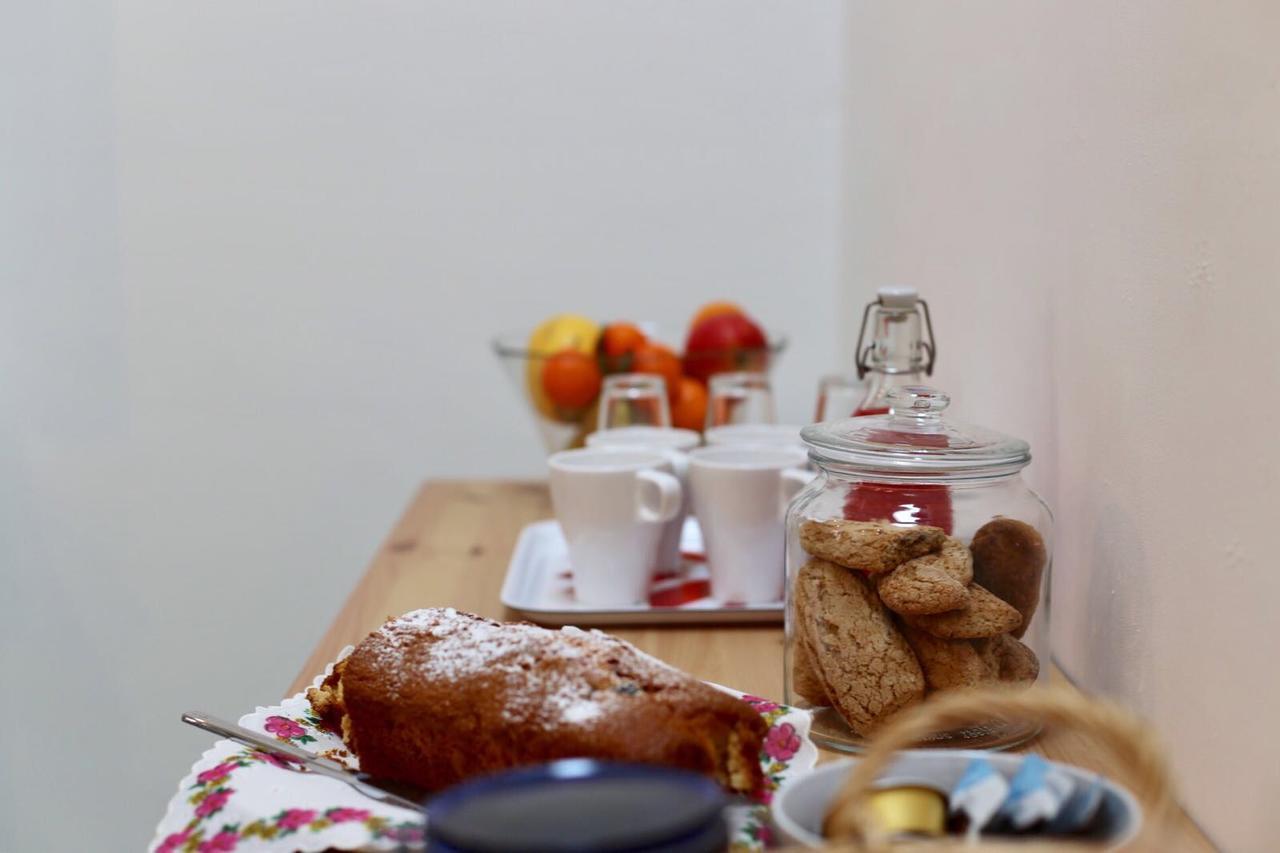 Bed and Breakfast La Mitria Трані Екстер'єр фото